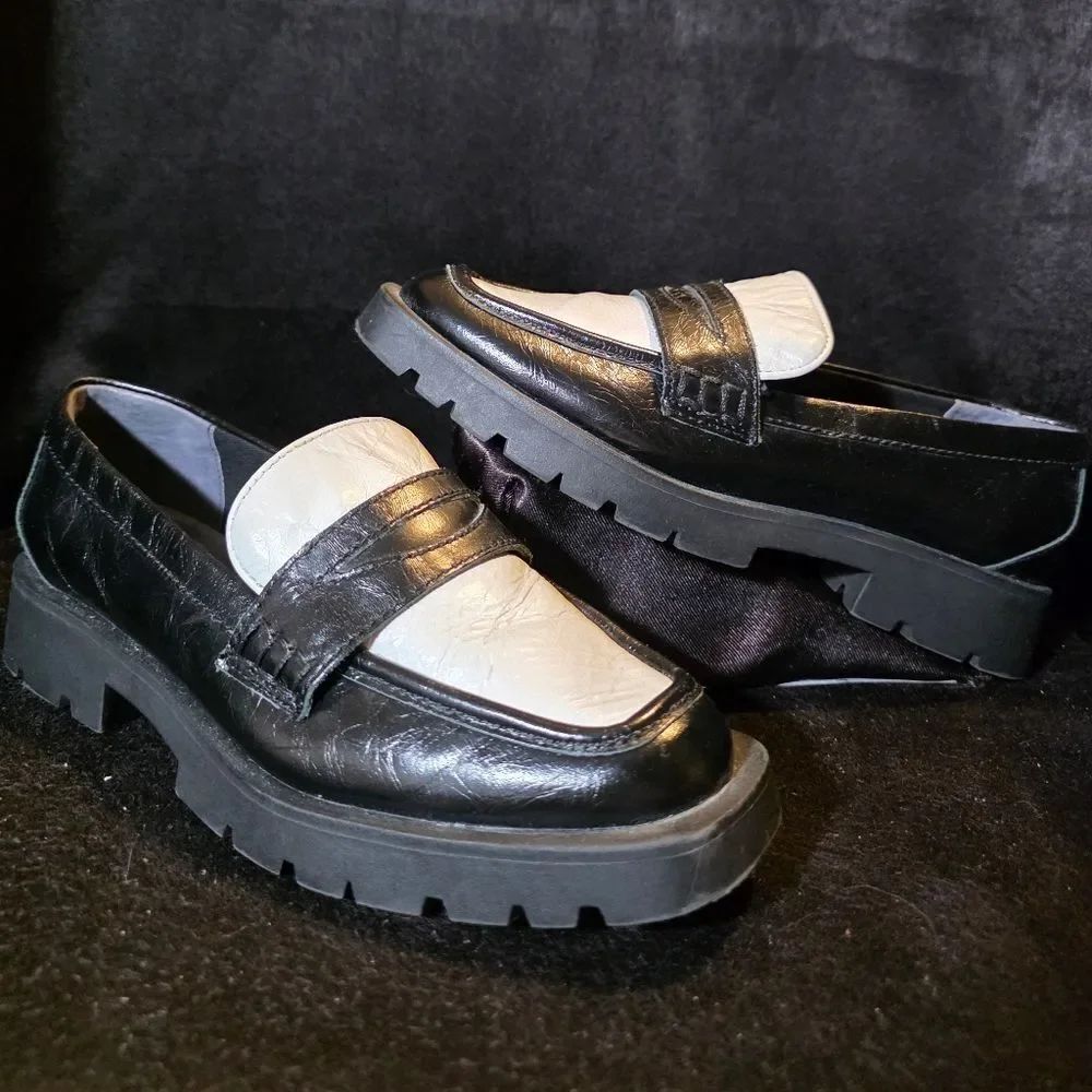 Dolce Vita Women's Loafers Size 7.5
